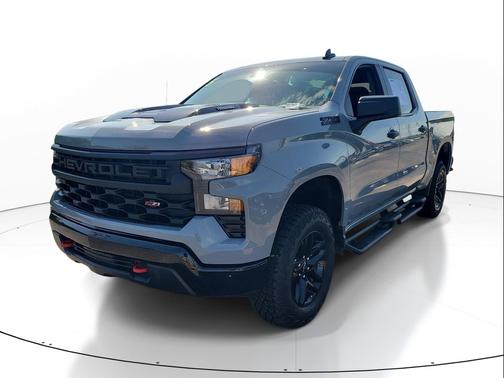 Slate Gray Metallic 2025 Chevrolet Silverado 1500 Custom Trail Boss