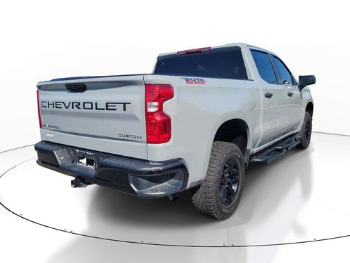 Slate Gray Metallic 2025 Chevrolet Silverado 1500 Custom Trail Boss
