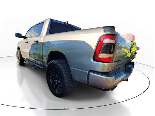 Billet Silver Metallic Clearcoat 2024 RAM 1500 Laramie
