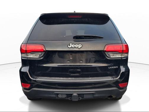 Diamond Black Crystal Pearlcoat 2021 Jeep Grand Cherokee Laredo