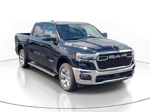 Diamond Black Crystal Pearlcoat 2026 RAM 1500 Big Horn/Lone Star
