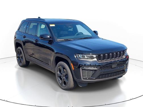 Diamond Black Crystal Pearlcoat 2026 Jeep Grand Cherokee Limited