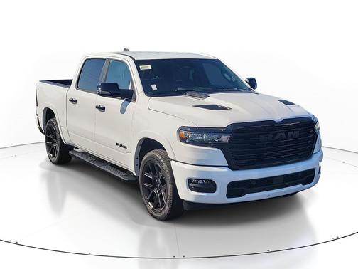 Bright White Clearcoat 2026 RAM 1500 Laramie