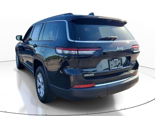 Diamond Black Crystal Pearlcoat 2023 Jeep Grand Cherokee L Limited