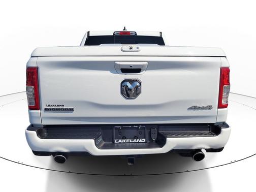 Bright White Clearcoat 2024 RAM 1500 Big Horn/Lone Star