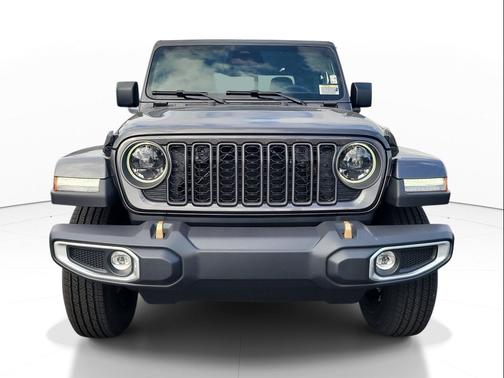 Granite Crystal Metallic Clearcoat 2026 Jeep Gladiator 85th Anniversary Edition 4x4