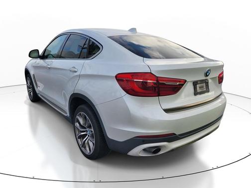 White Metallic 2016 BMW X6 xDrive35i