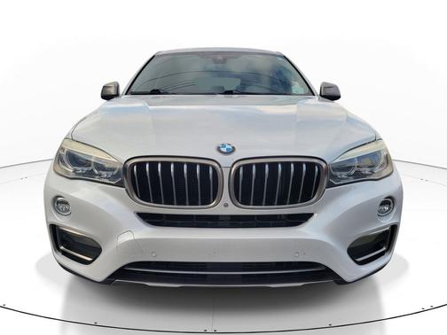 White Metallic 2016 BMW X6 xDrive35i