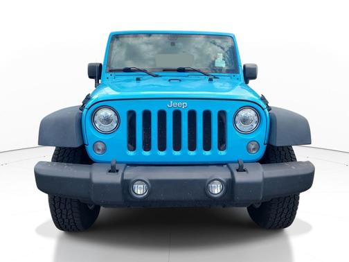 Chief Clearcoat 2017 Jeep Wrangler Unlimited Sport