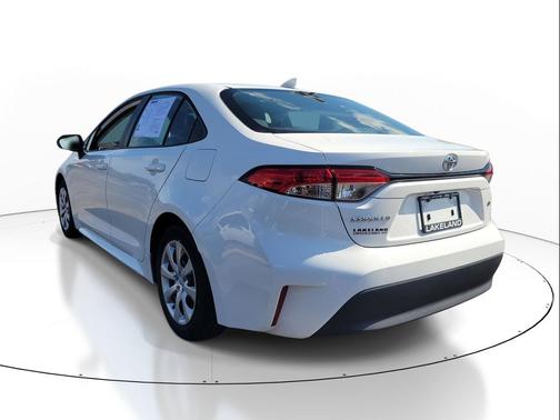 Ice Cap 2023 Toyota Corolla LE