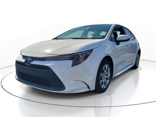 Ice Cap 2023 Toyota Corolla LE