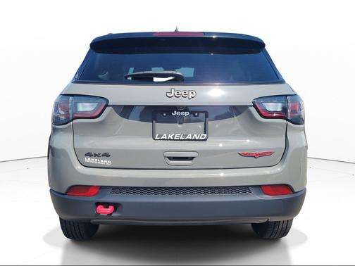 Sting-Gray Clearcoat 2022 Jeep Compass Trailhawk