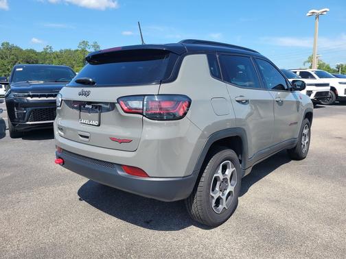 Sting-Gray Clearcoat 2022 Jeep Compass Trailhawk