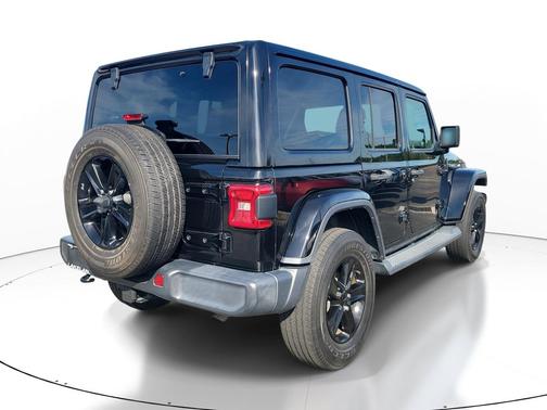 Black Clearcoat 2020 Jeep Wrangler Unlimited Sahara