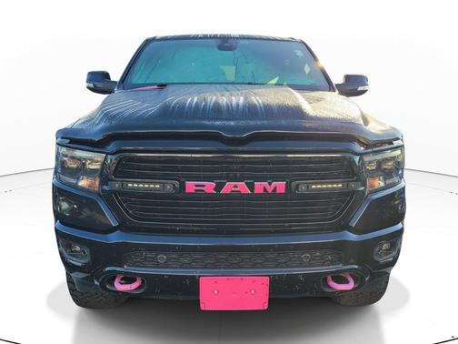 Diamond Black Crystal Pearlcoat 2019 RAM 1500 Big Horn