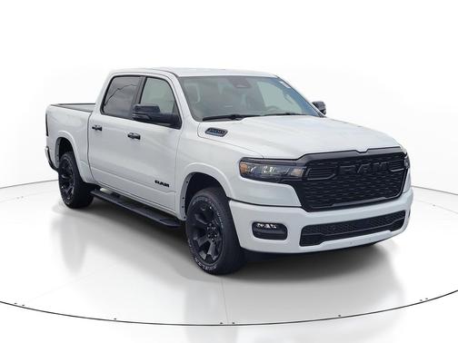 Bright White Clearcoat 2026 RAM 1500 Big Horn/Lone Star