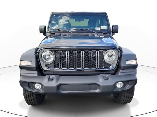 Black Clearcoat 2026 Jeep Wrangler Sport