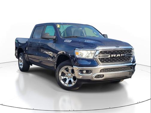 Patriot Blue Pearlcoat 2022 RAM 1500 Big Horn/Lone Star