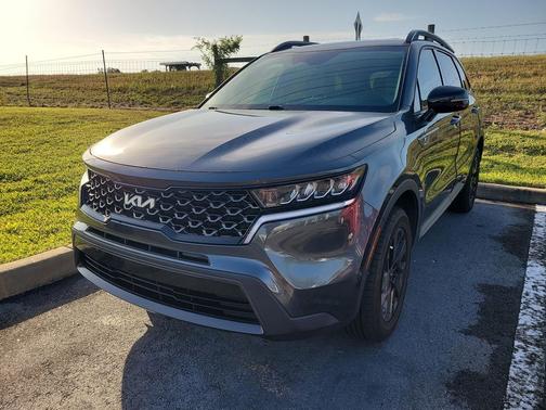 Gravity Grey 2022 Kia Sorento S