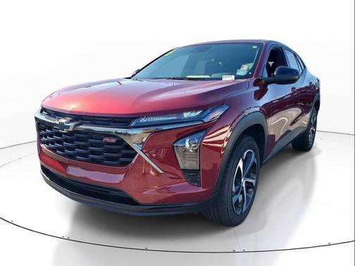 Crimson Metallic 2025 Chevrolet Trax FWD 1RS