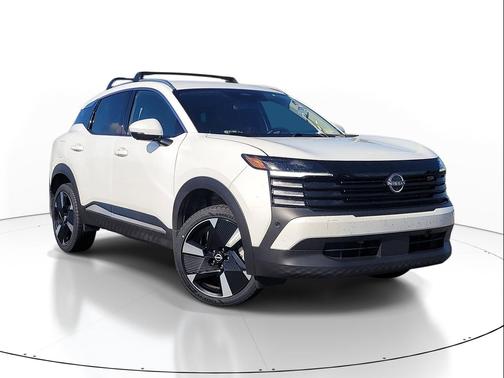 Aspen White Tricoat 2025 Nissan Kicks SR