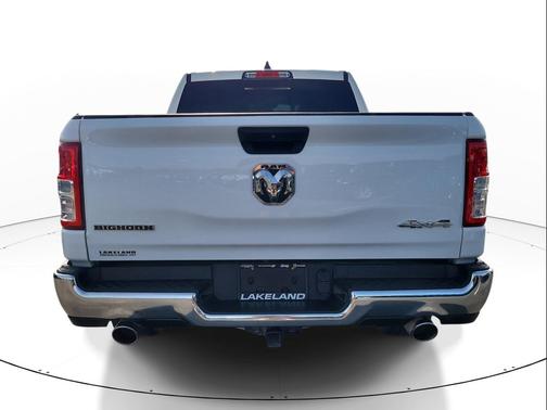 Bright White Clearcoat 2024 RAM 1500 Big Horn/Lone Star