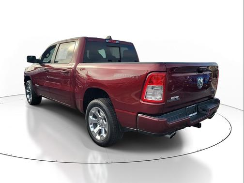 Delmonico Red Pearlcoat 2022 RAM 1500 Big Horn/Lone Star