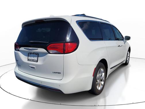 Bright White Clearcoat 2020 Chrysler Pacifica Limited