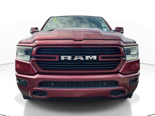 Delmonico Red Pearlcoat 2022 RAM 1500 Laramie