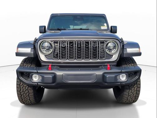 Granite Crystal Metallic Clearcoat 2026 Jeep Gladiator Rubicon