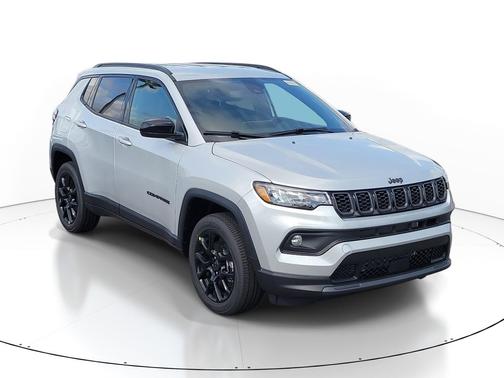 Silver Zynith Metallic Clearcoat 2026 Jeep Compass Sport
