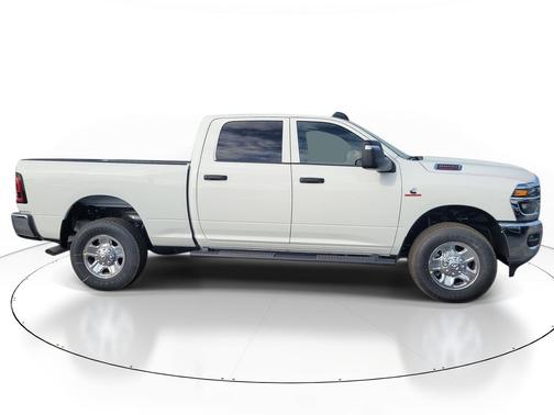 Bright White Clearcoat 2026 RAM 2500 Tradesman Crew Cab 4x4 6'4' Box