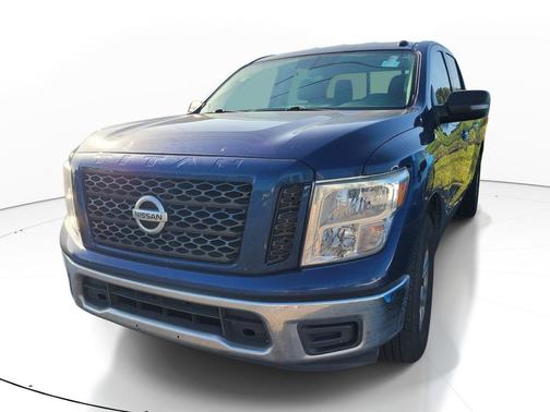 Deep Blue Pearl Metallic 2019 Nissan Titan SV