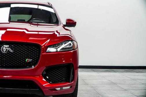 2019 Jaguar F-PACE S