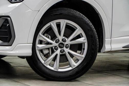 2024 Audi Q3 Premium 45 TFSI S line quattro Tiptronic