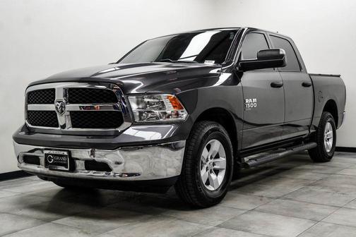 2022 RAM 1500 Classic SLT