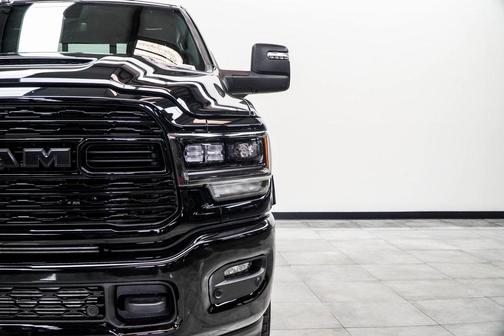 2024 RAM 2500 Limited Crew Cab 4x4 6'4' Box