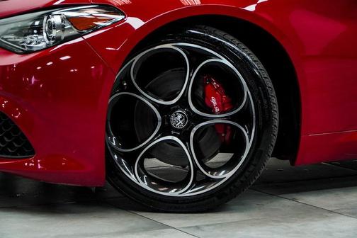 2022 Alfa Romeo Giulia Ti
