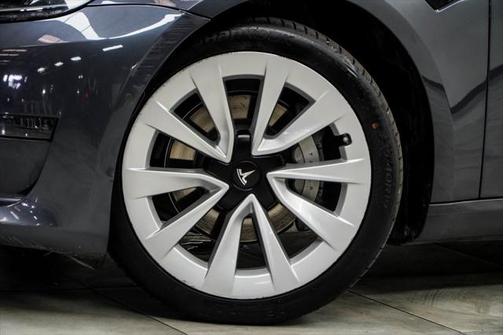 2022 Tesla Model 3 Standard Range