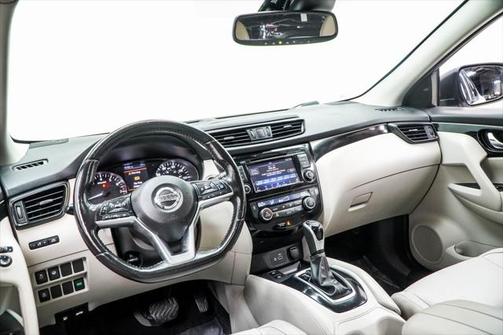 2019 Nissan Rogue Sport SL