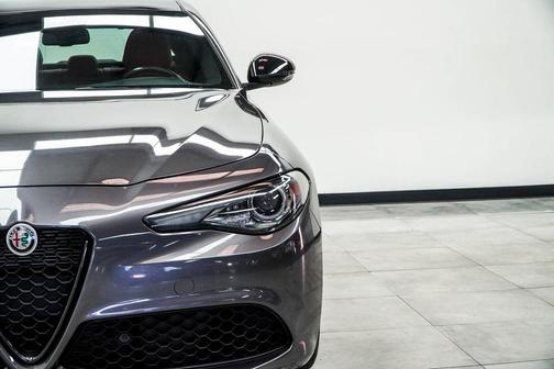 2023 Alfa Romeo Giulia Veloce AWD