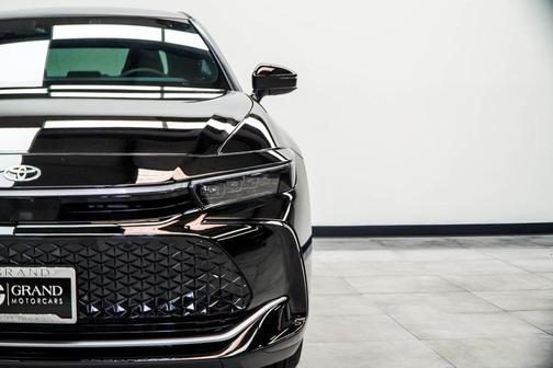 2025 Toyota Crown Limited