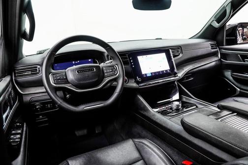 2024 Jeep Wagoneer L Series II 4x4