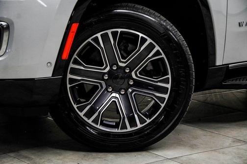 2024 Jeep Wagoneer L Series II 4x4