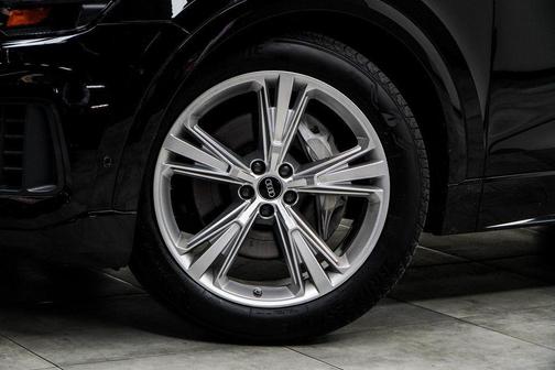 2023 Audi Q8 55 Prestige