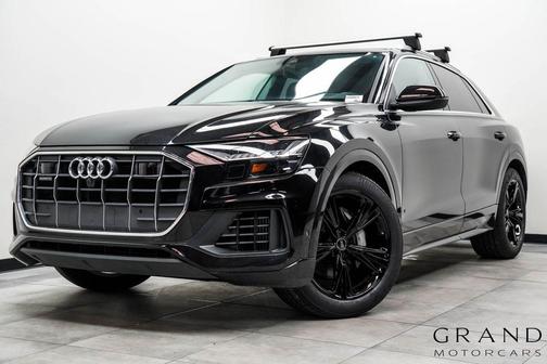 Mythos Black Metallic 2023 Audi Q8 55 Prestige