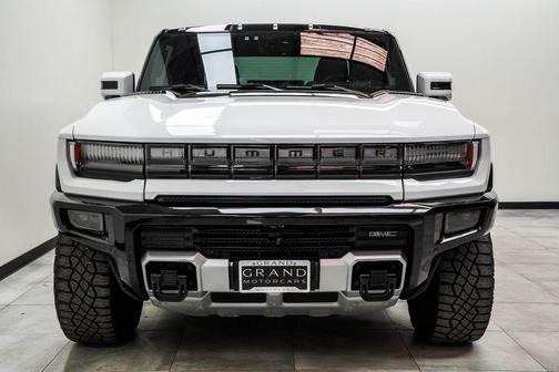 Interstellar White 2023 GMC HUMMER EV Pickup 3X