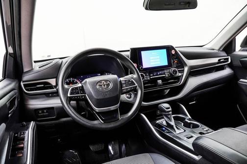 Magnetic Gray Metallic 2023 Toyota Highlander Platinum