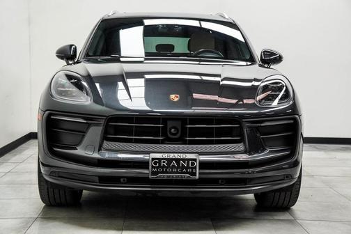 2024 Porsche Macan T