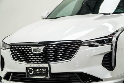2023 Cadillac CT4 Luxury